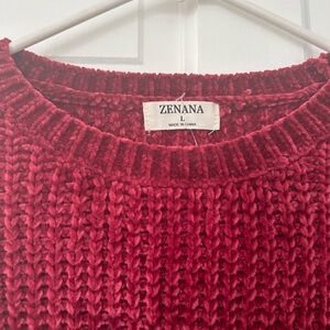 Zenana burgundy crop sweater size L never worn